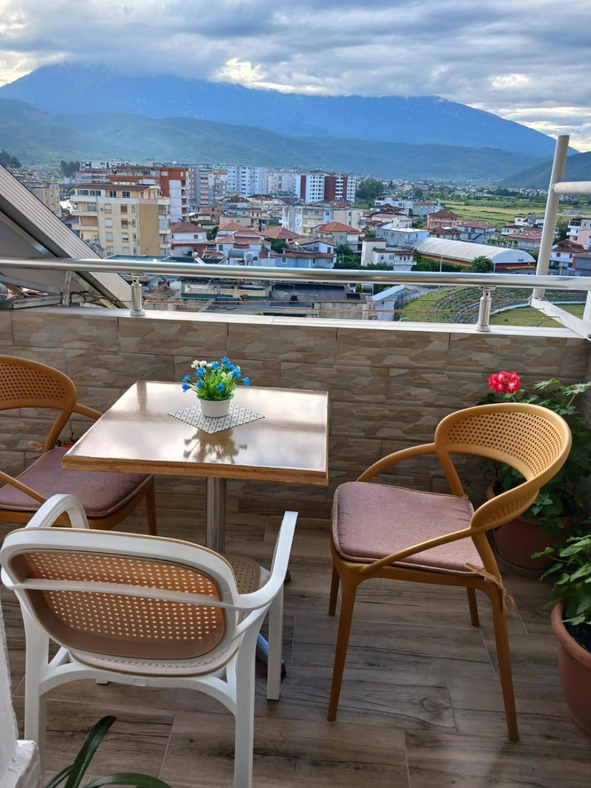 Muska Comfy Apartment Berat Exterior photo
